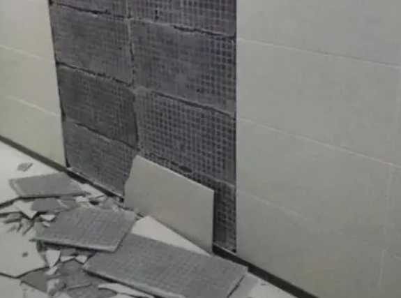 南海瓷砖空鼓维修公司分享下南海墙砖松动维修的知识